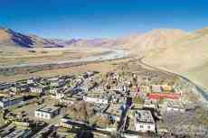 走進珠峰腳下的村莊：守土與鄉(xiāng)愁