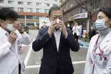 韓十萬(wàn)口罩抵南京 五分鐘通關(guān)