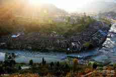 陜西這個(gè)不起眼的小縣城，美若世外桃源，呆一整年都不膩