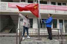 保靖這個(gè)小學(xué)生，感動(dòng)了史上最長(zhǎng)的寒假