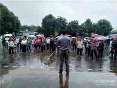 婁山關(guān)街道長(zhǎng)崗逸夫小學(xué):家校共育促發(fā)展