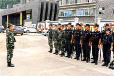 【烈日炎炎，有你超甜】武警官兵為高考保駕護(hù)航