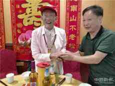 湖南邵東： “百歲健康示范鎮(zhèn)”  又迎百歲老人過(guò)壽辰