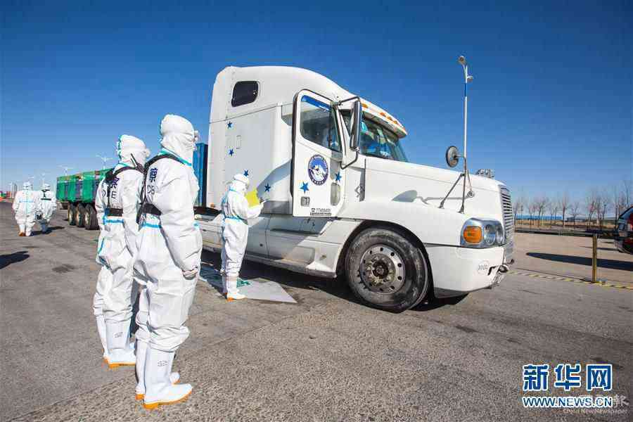 (社會(huì))(6)中國(guó)開(kāi)始接收蒙古國(guó)3萬(wàn)只“捐贈(zèng)羊”