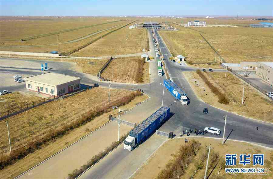 (社會(huì))(7)中國(guó)開(kāi)始接收蒙古國(guó)3萬(wàn)只“捐贈(zèng)羊”