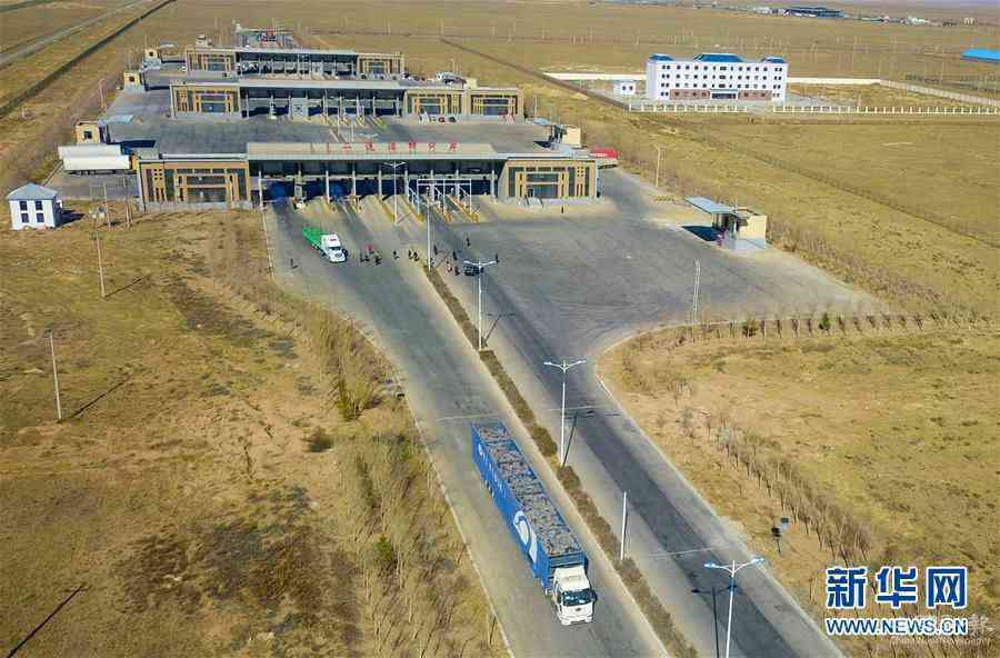 (社會(huì))(10)中國(guó)開(kāi)始接收蒙古國(guó)3萬(wàn)只“捐贈(zèng)羊”