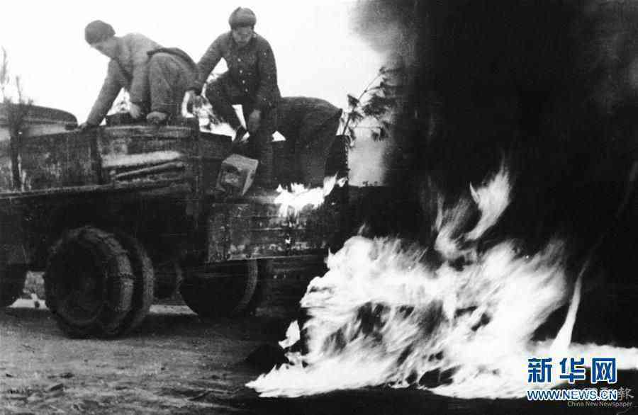 (紀(jì)念抗美援朝70周年)(8)回眸崢嶸歲月——致敬中國(guó)人民志愿軍