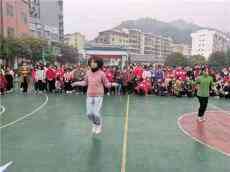 湖南綏寧民族小學(xué)“繩”彩飛揚(yáng)，運(yùn)動(dòng)禁毒我繩我秀