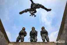 武警防城港支隊(duì)：盛夏酷暑練兵忙