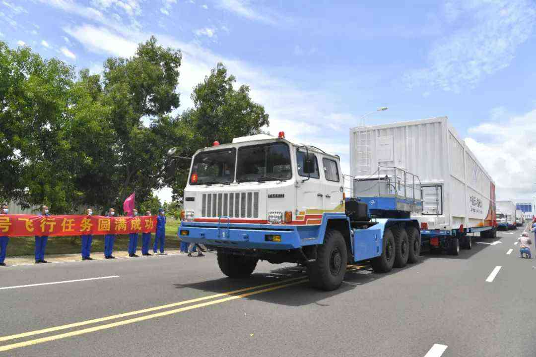 長征七號遙四運載火箭運抵文昌航天發(fā)射場。肖宇坤攝