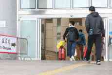 廣東香港兩地通關達成共識 李家超：隨時待命