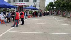 邵陽北塔區(qū)退役軍人事務(wù)局志愿者筑牢聯(lián)點(diǎn)社區(qū)疫情防控