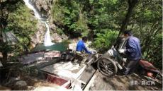 休寧白際：循環(huán)棧道圈出瀑布風景