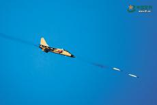 走進(jìn)實(shí)彈射擊現(xiàn)場(chǎng)，一起感受武器裝備開火的震撼