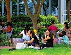 專家：?jiǎn)稳沾_診 兩月內(nèi)或過萬(wàn)宗