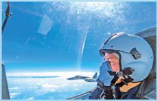 解放軍“三面夾擊” 反制美國政客再次竄臺