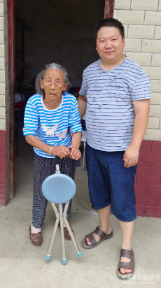 新寧縣：暖心適老化改造 ?托起167戶困難老人幸福晚年