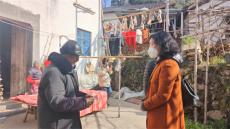 小阜村：節(jié)前慰問(wèn)送溫暖，消費(fèi)幫扶助共富