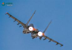 礪劍云端！空軍航空兵某團跨晝夜飛行訓練影像