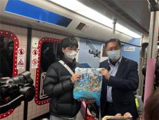 茶餐廳搬到地鐵去！香港駐武漢辦在2號(hào)線說(shuō)好香港故事