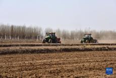 從全國兩會看中國經濟發(fā)展