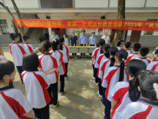 雨母山鎮(zhèn)開展鐵路護(hù)路宣傳“進(jìn)學(xué)?！被顒? /></a>
                                <div   id=