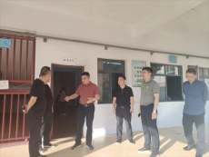 沅江市教育局局長沈迪文到共華鎮(zhèn)中心校調研指導工作