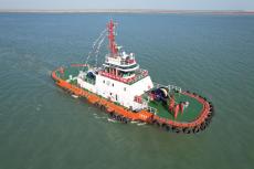 5400匹馬力純電拖船交付使用