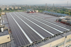 衡陽(yáng)高新區(qū)首個(gè)屋頂光伏發(fā)電項(xiàng)目全容量并網(wǎng)發(fā)電