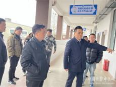 沈迪文到新灣鎮(zhèn)學(xué)校調(diào)研，要求切實(shí)做好維穩(wěn)工作