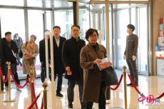 全國(guó)政協(xié)委員陸續(xù)抵京報(bào)到