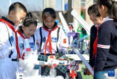 烏魯木齊：智慧科創(chuàng)點亮童心