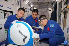 九霄逐夢(mèng)再問天——記神舟十八號(hào)航天員