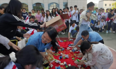 衡陽(yáng)市六中開(kāi)展高考減壓心理團(tuán)輔拓展活動(dòng)