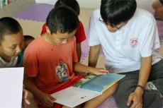 【2024三下鄉(xiāng)】繪本陪讀，點燃高陽村兒童閱讀熱情