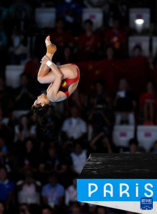 跳水——女子10米跳臺(tái)決賽：全紅嬋、陳芋汐包攬金銀牌