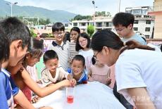 湖南隆回黃金井：走近鄉(xiāng)村的趣味科普實(shí)驗(yàn)