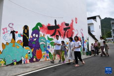 田野上的藝術(shù)樂園