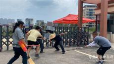 隆回縣花門學(xué)校開展“反恐防暴應(yīng)急疏散演練”活動(dòng)