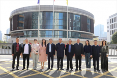 齊文川一行蒞臨高新成章實(shí)驗(yàn)學(xué)校調(diào)研指導(dǎo)