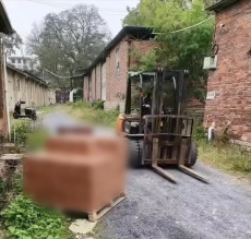 僅憑一張照片，福建永安警方查獲千箱假酒