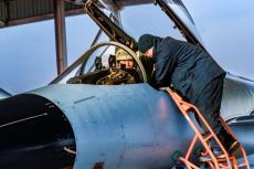 寒冬礪劍！多圖直擊中部戰(zhàn)區(qū)空軍航空兵某旅實戰(zhàn)化練兵