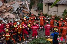 緬甸地震120小時(shí)后中國(guó)救援隊(duì)伍再救出1人