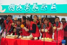 山東東平：甜瓜飄香助增收