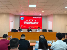 抓拍最真實(shí)“角度”發(fā)現(xiàn)美新聞攝影講座在長沙理工大開講