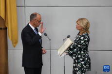 默茨經(jīng)兩輪投票當(dāng)選德國(guó)總理