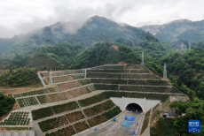 西康高鐵全線20座隧道全部貫通