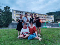 朱歡：扎根鄉(xiāng)土育桃李 微光成炬照山鄉(xiāng)