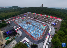 江蘇盱眙：火紅龍蝦節(jié) 歡樂(lè)龍蝦宴