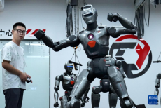 廣東打造千億級機器人產(chǎn)業(yè)集群
